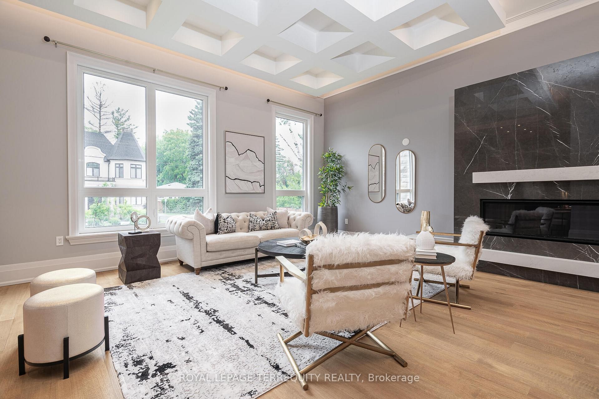 









45


Seaton

Drive,
Aurora,




ON
L4G 2K2

