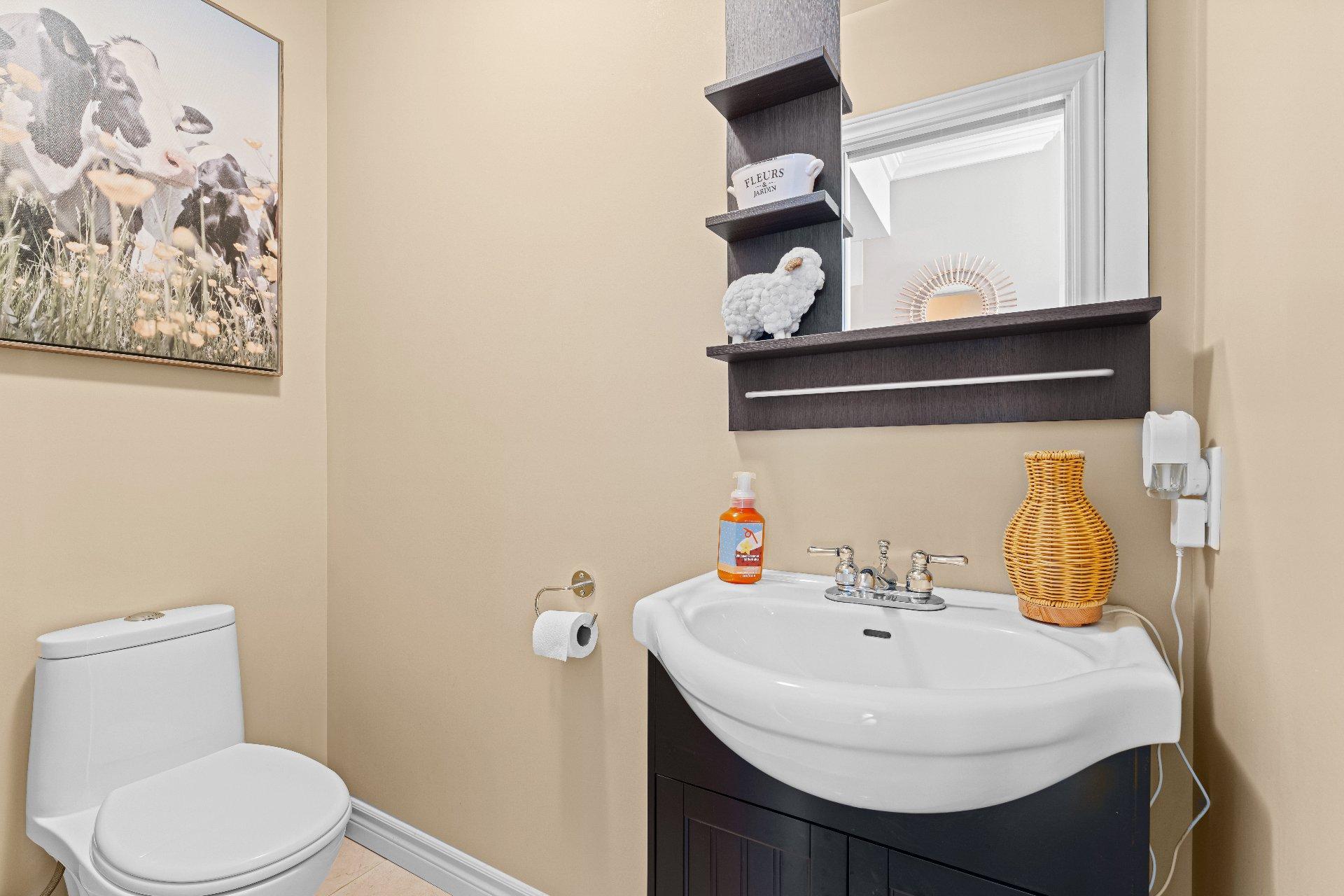 









1321


Rue Marcel-Marcotte

,
Sherbrooke (Brompton/Rock Forest/Saint-Élie/Deauville),




QC
J1N0S3

