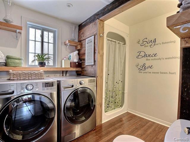 









19


1re Avenue

,
L'Épiphanie,




QC
J5X3P7

