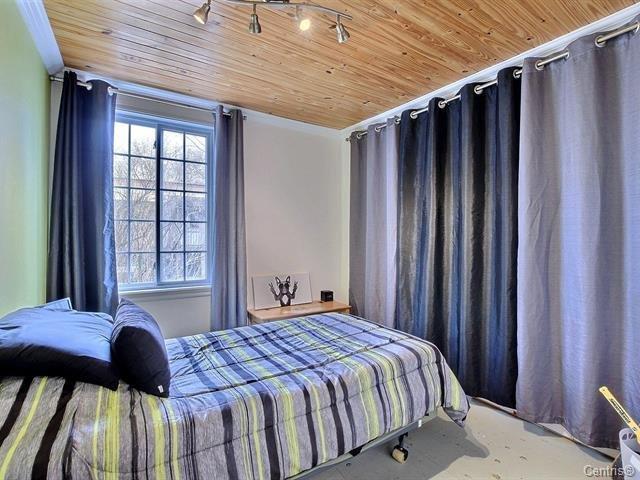 









19


1re Avenue

,
L'Épiphanie,




QC
J5X3P7

