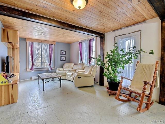 









19


1re Avenue

,
L'Épiphanie,




QC
J5X3P7

