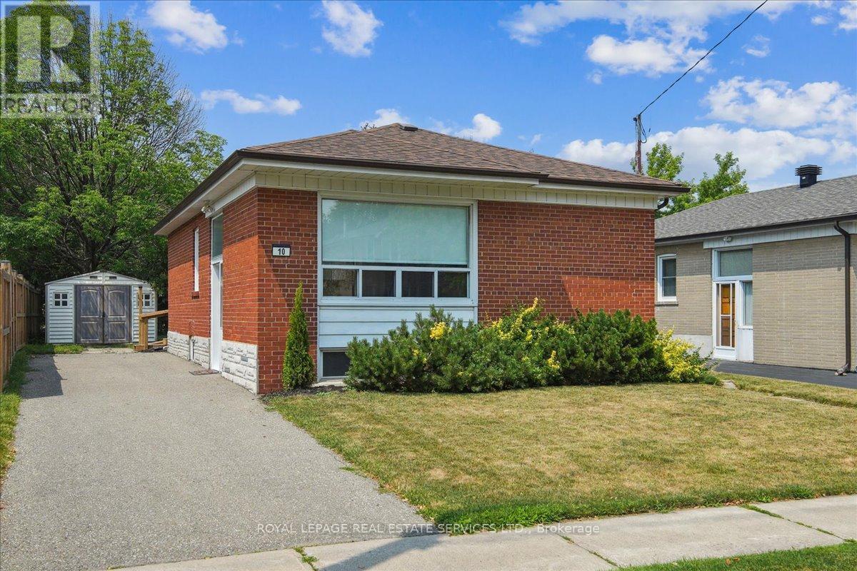












10 MENDIP CRESCENT

,
Toronto,




Ontario
M1P1Y4

