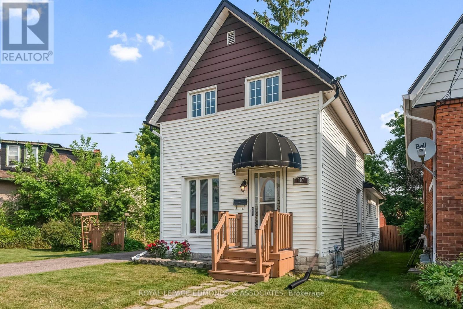 












607 ISABELLA STREET

,
Pembroke,




Ontario
K8A5V1

