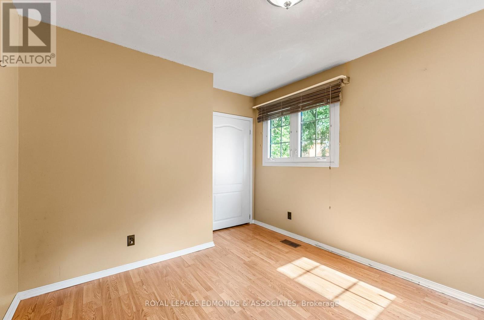 












607 ISABELLA STREET

,
Pembroke,




Ontario
K8A5V1

