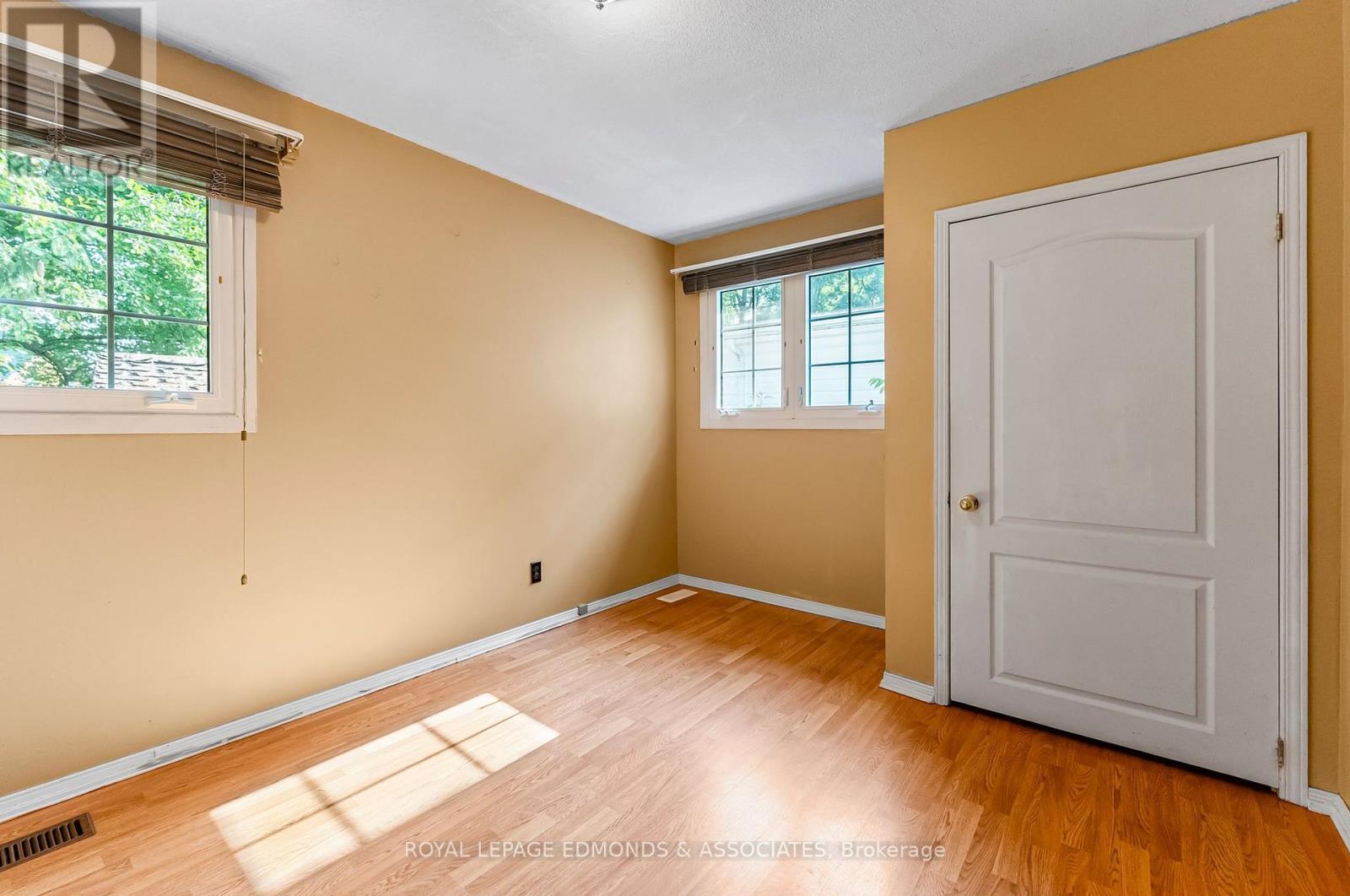 












607 ISABELLA STREET

,
Pembroke,




Ontario
K8A5V1

