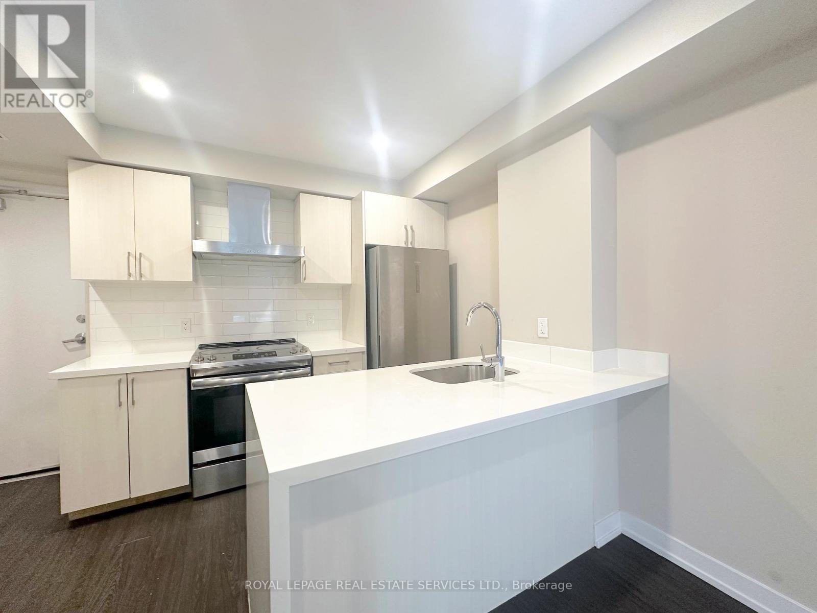 












286 BLEECKER STREET

,
Toronto,




Ontario
M4X1K7

