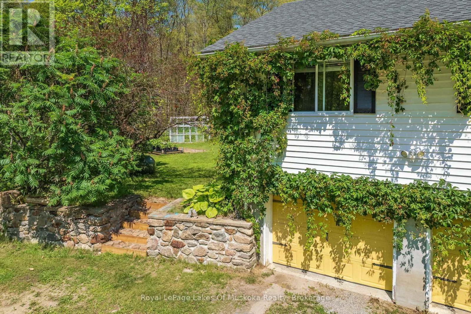 












1101 STARRATT ROAD

,
Ryerson,




Ontario
P0A1C0

