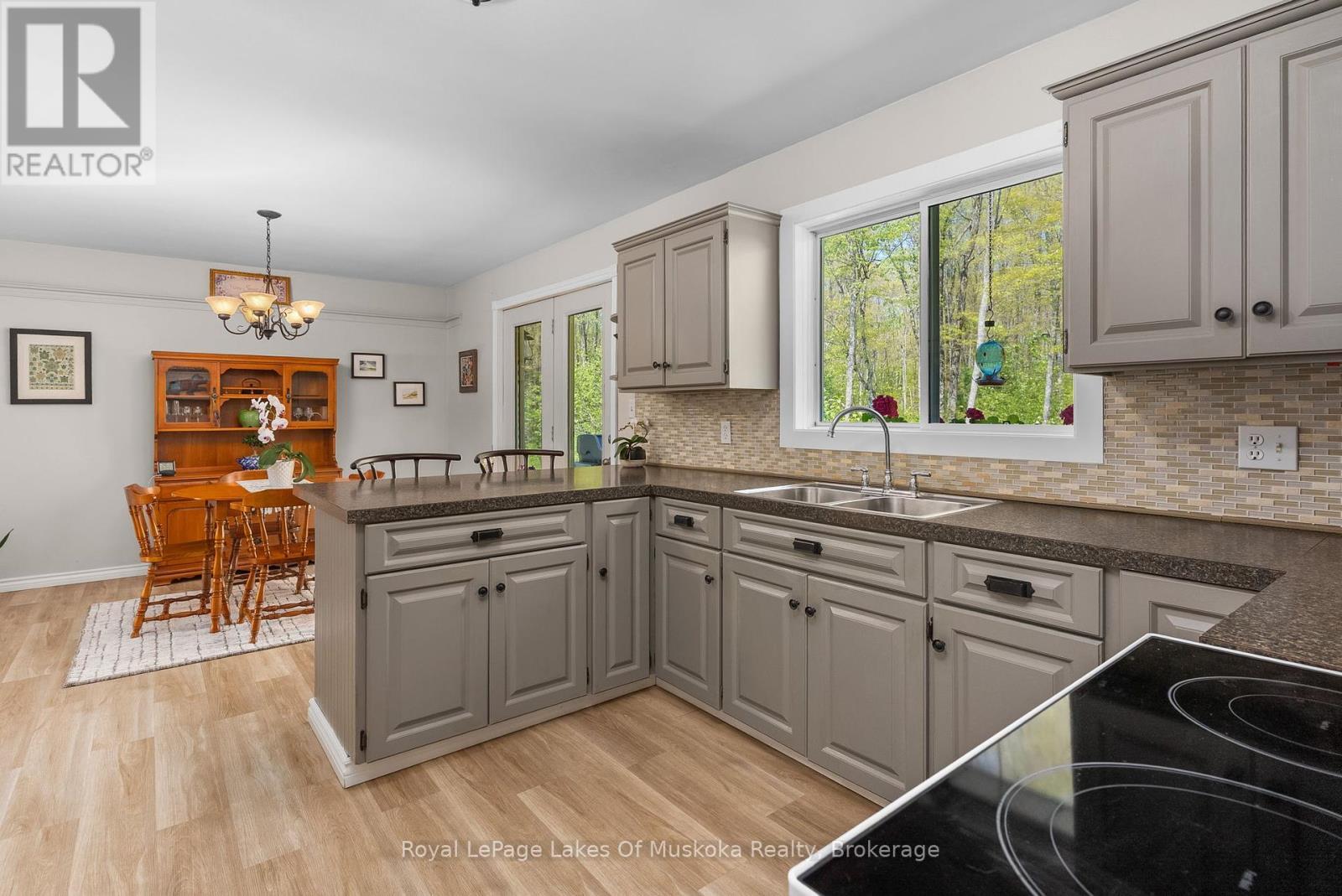 












1101 STARRATT ROAD

,
Ryerson,




Ontario
P0A1C0

