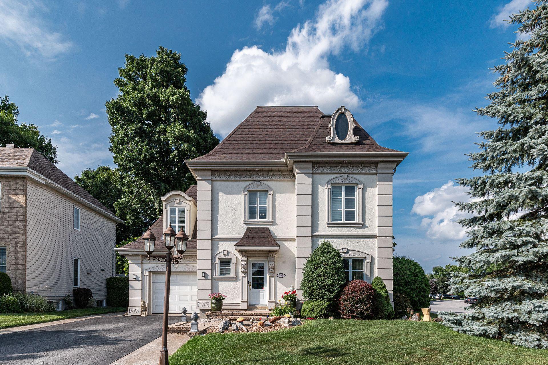 









303


Rue Maurice-St-Louis

,
Gatineau (Aylmer),




QC
J9J3V9


