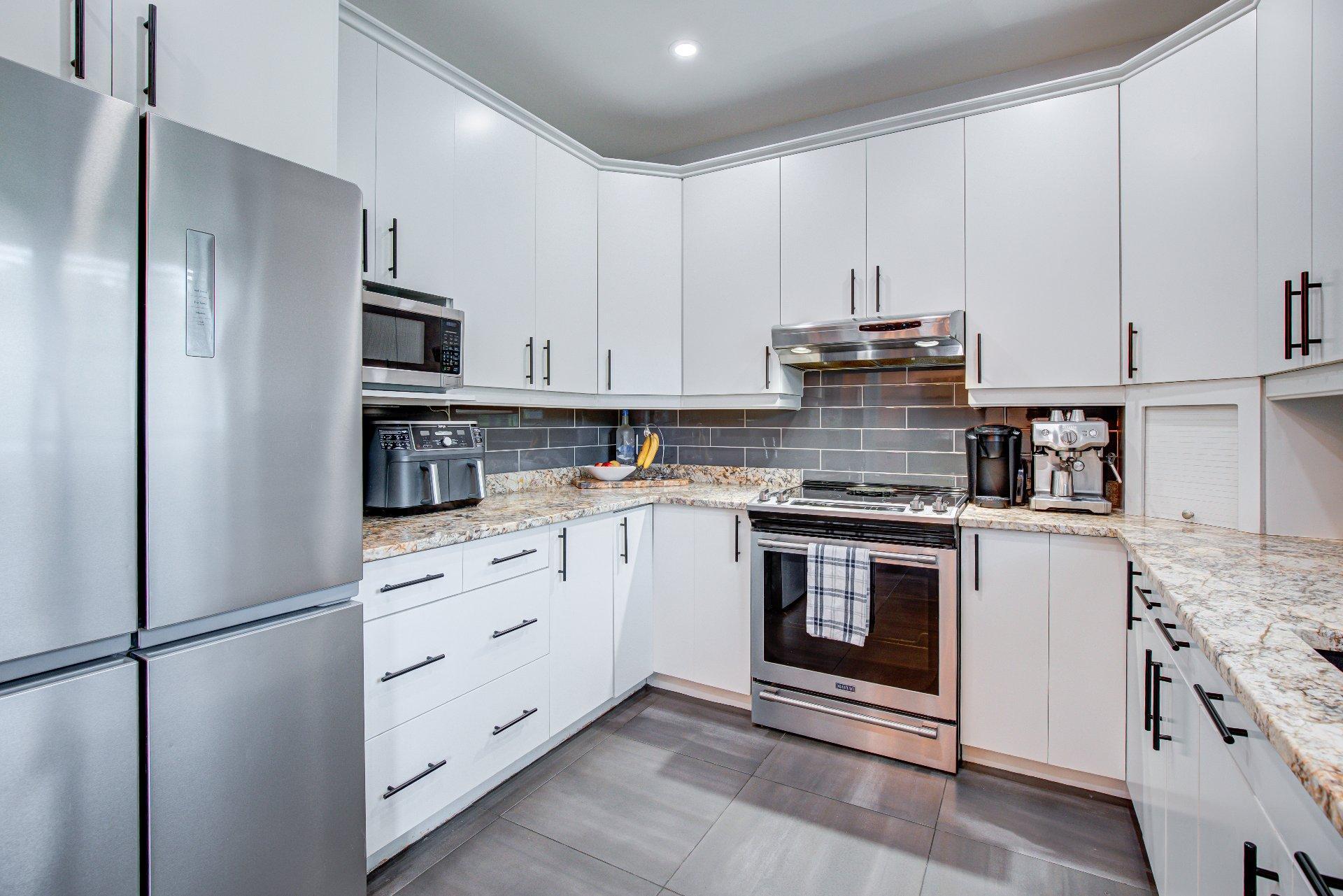 









303


Rue Maurice-St-Louis

,
Gatineau (Aylmer),




QC
J9J3V9


