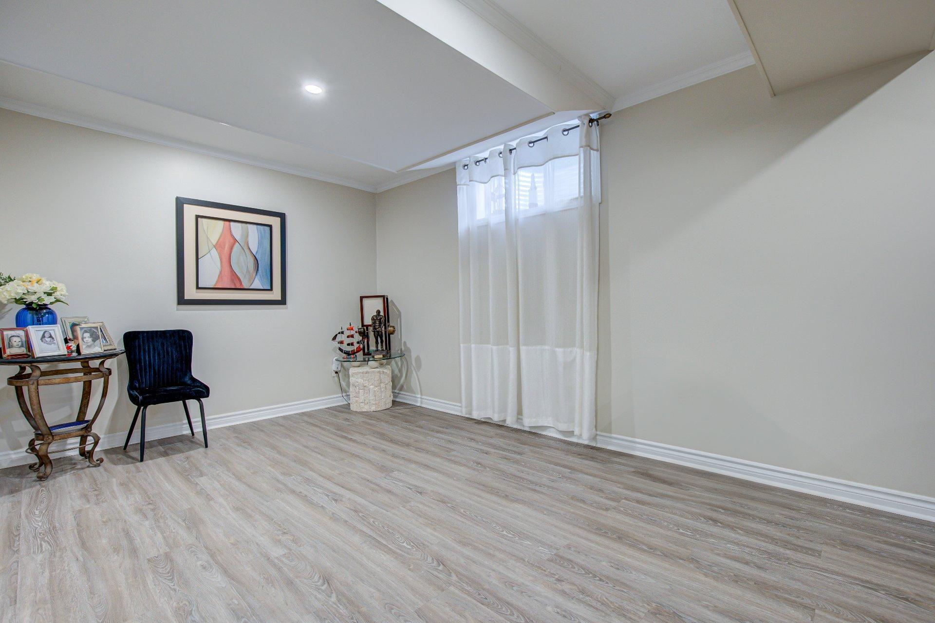 









303


Rue Maurice-St-Louis

,
Gatineau (Aylmer),




QC
J9J3V9

