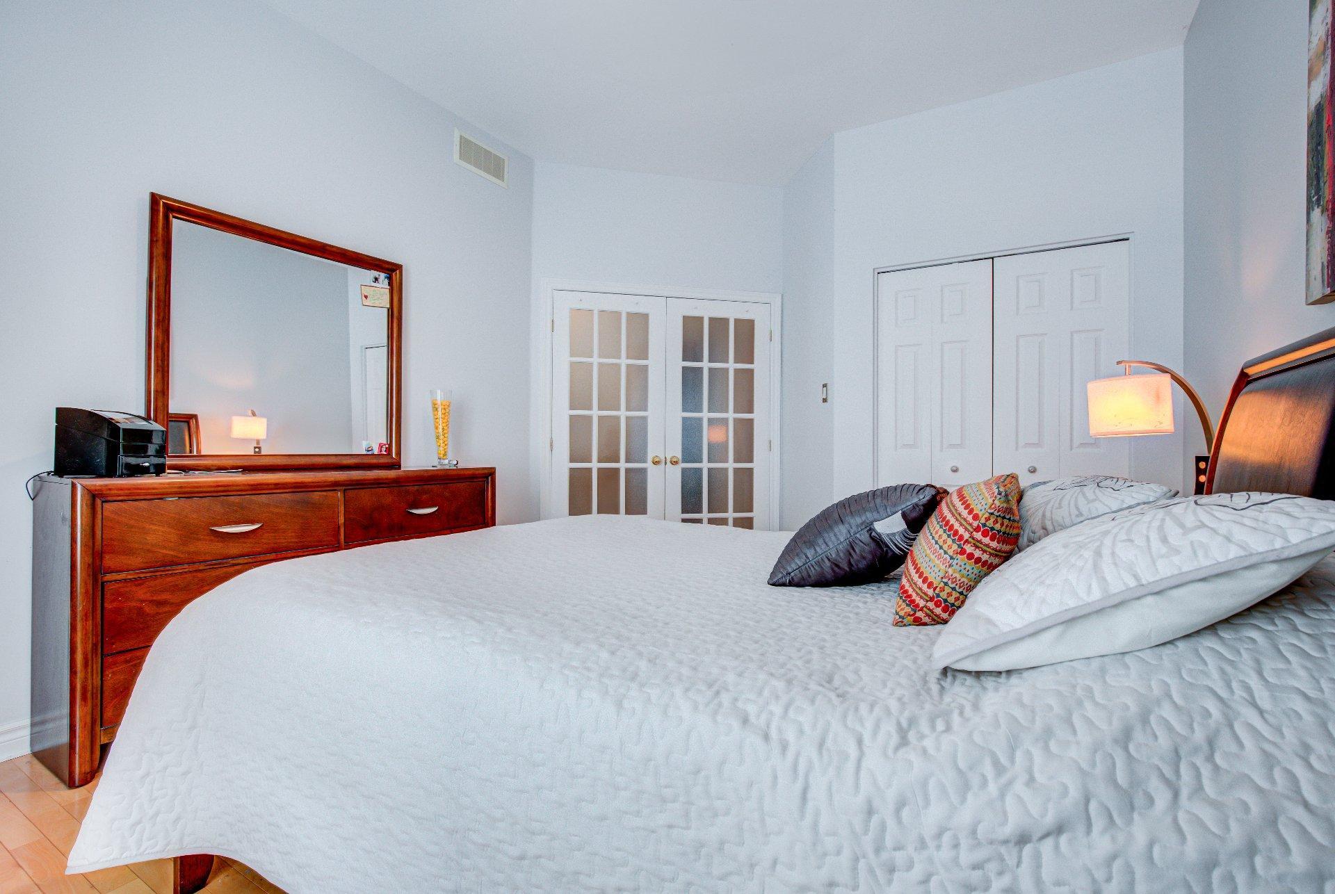 









303


Rue Maurice-St-Louis

,
Gatineau (Aylmer),




QC
J9J3V9

