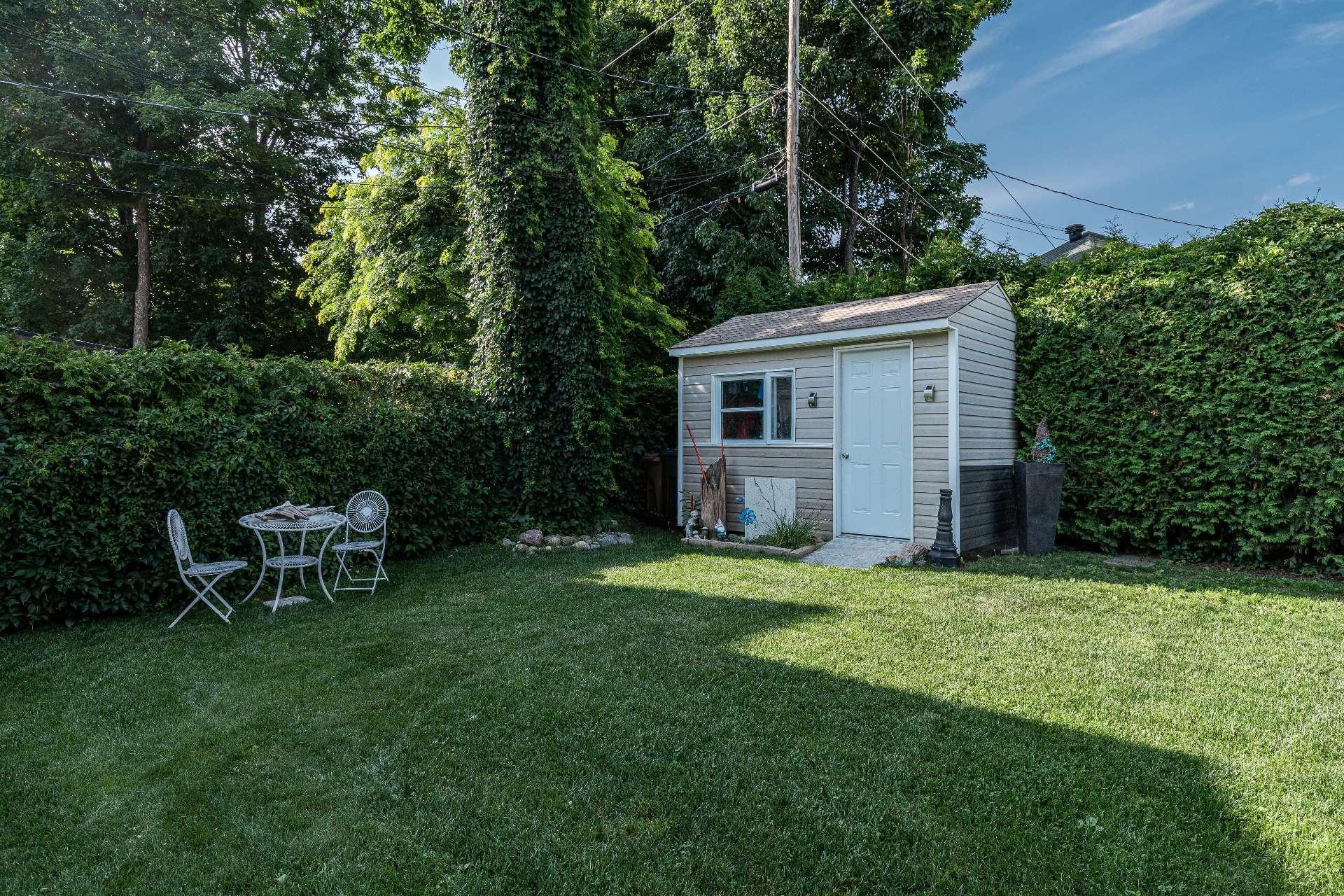 









303


Rue Maurice-St-Louis

,
Gatineau (Aylmer),




QC
J9J3V9

