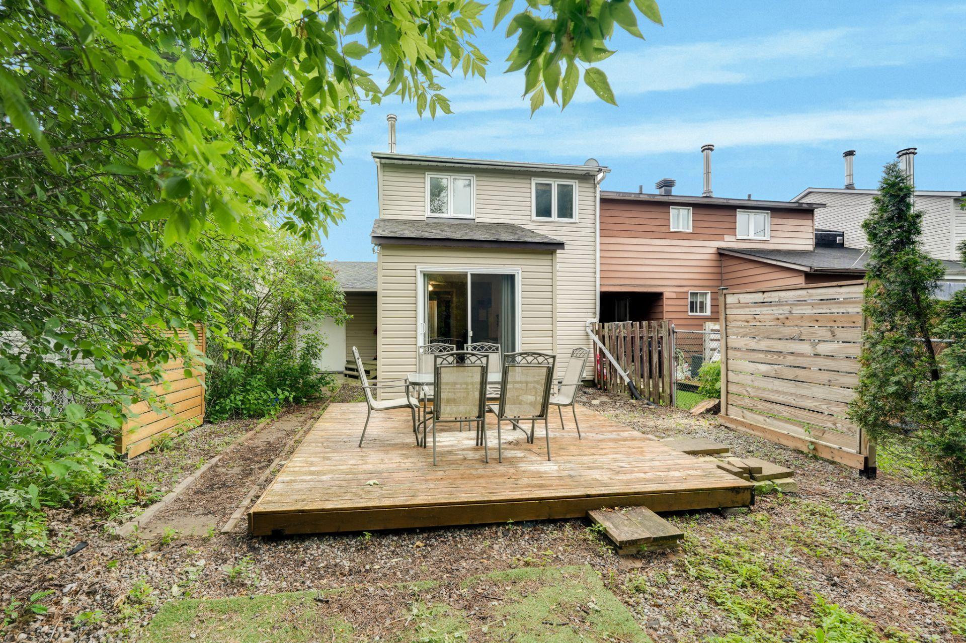 









289


Rue R.-Rollin

,
Gatineau (Gatineau),




QC
J8R1C6

