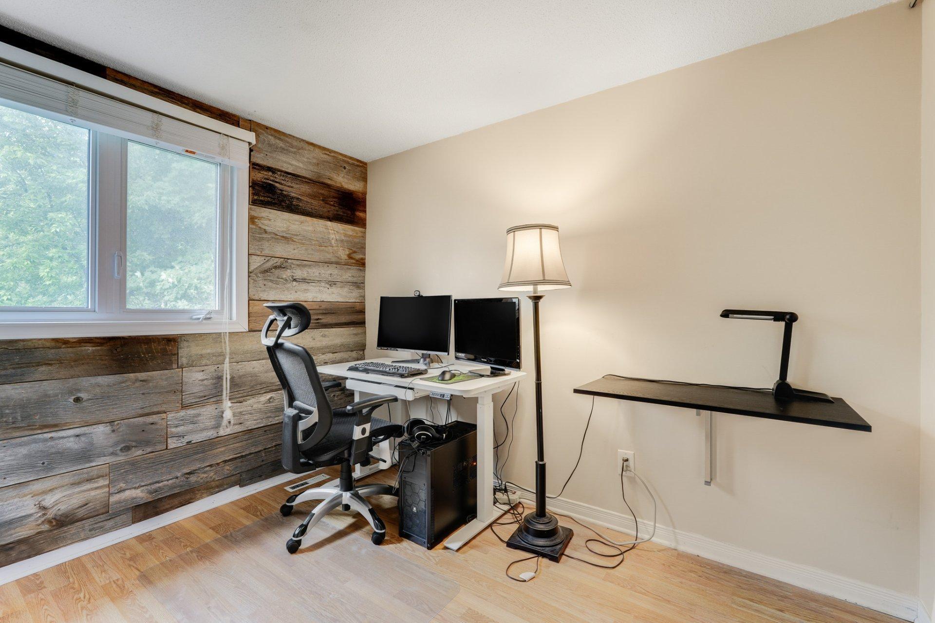 









289


Rue R.-Rollin

,
Gatineau (Gatineau),




QC
J8R1C6

