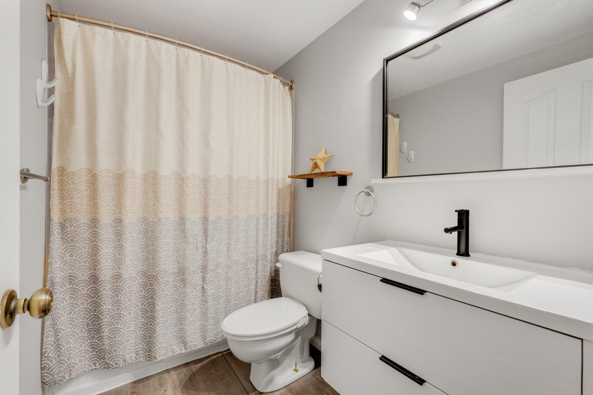 









289


Rue R.-Rollin

,
Gatineau (Gatineau),




QC
J8R1C6

