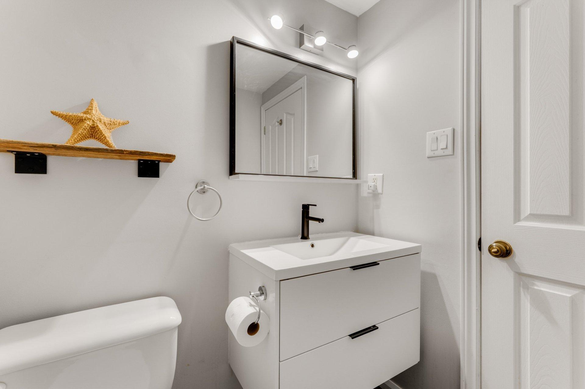 









289


Rue R.-Rollin

,
Gatineau (Gatineau),




QC
J8R1C6

