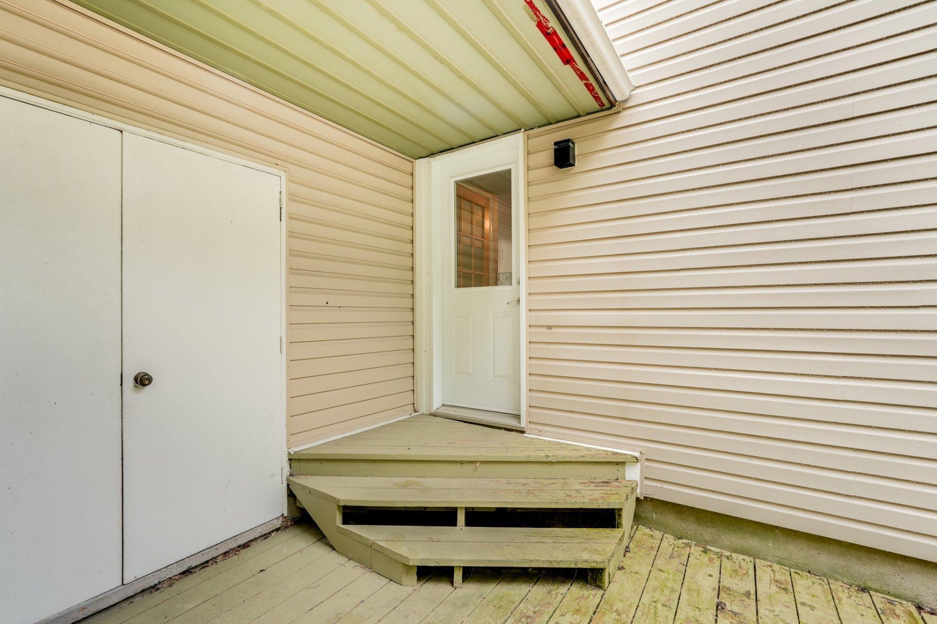 









289


Rue R.-Rollin

,
Gatineau (Gatineau),




QC
J8R1C6


