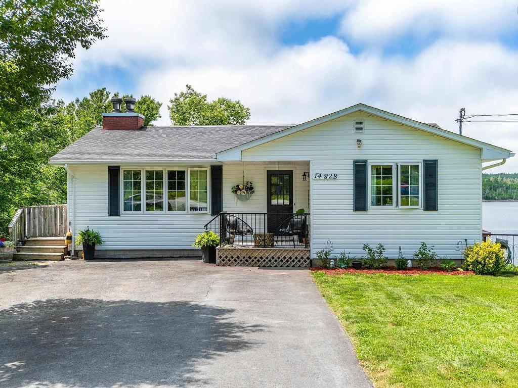 












14828 Highway 7

,
East Ship Harbour,




NS
B0J 3H0

