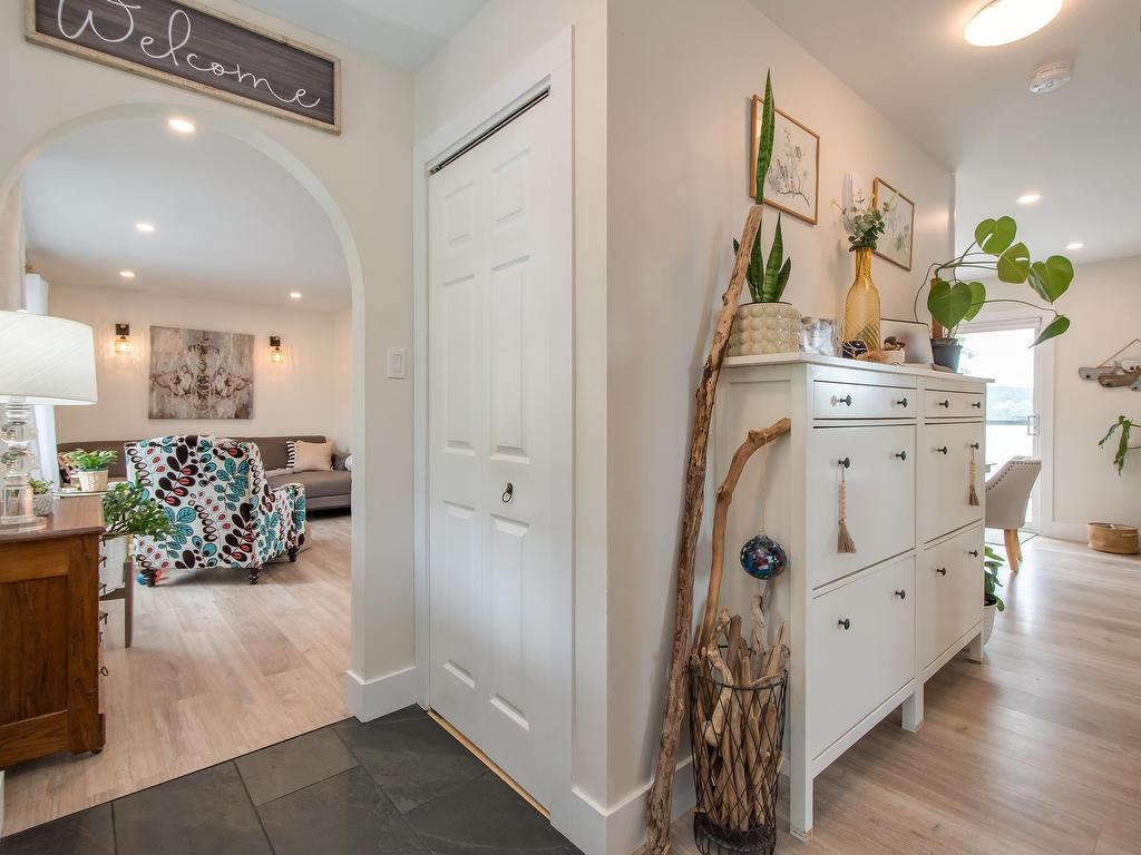 












14828 Highway 7

,
East Ship Harbour,




NS
B0J 3H0

