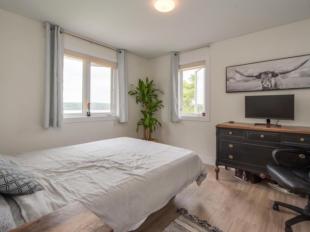 












14828 Highway 7

,
East Ship Harbour,




NS
B0J 3H0

