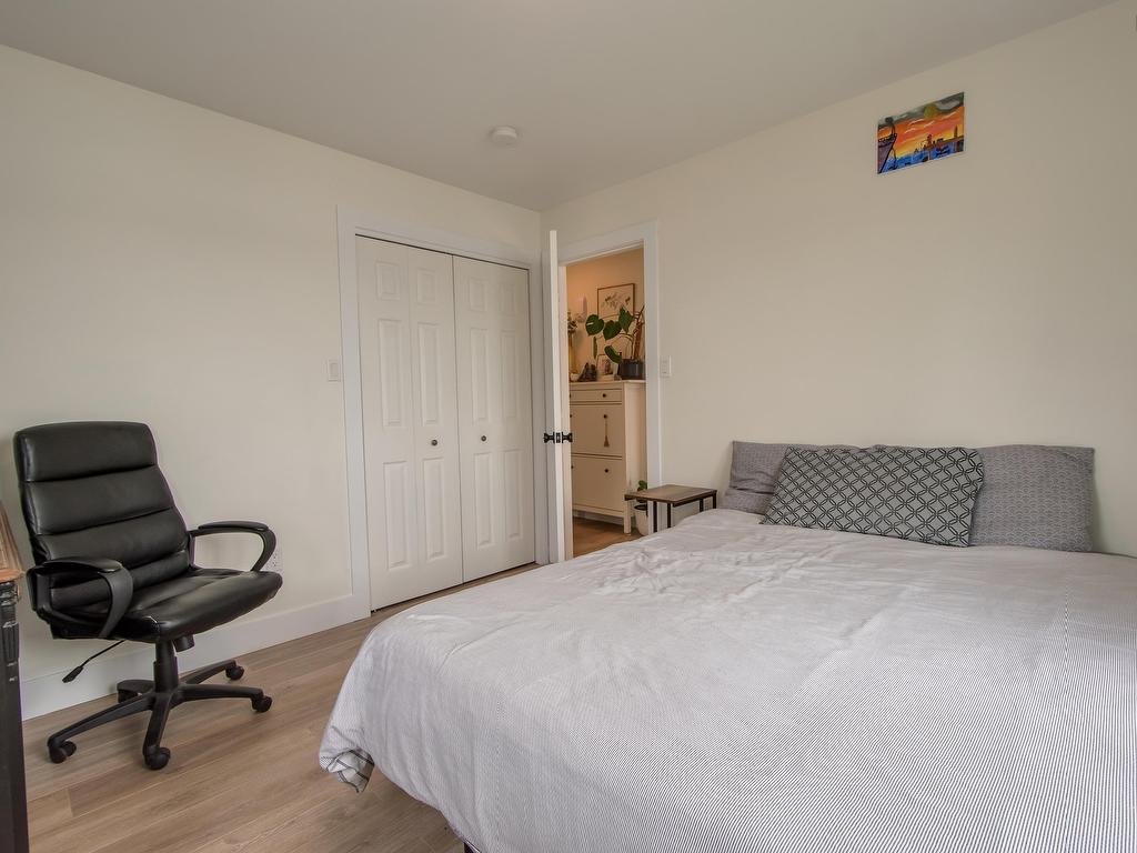 












14828 Highway 7

,
East Ship Harbour,




NS
B0J 3H0

