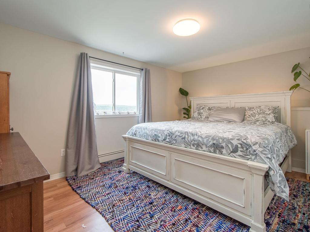 












14828 Highway 7

,
East Ship Harbour,




NS
B0J 3H0


