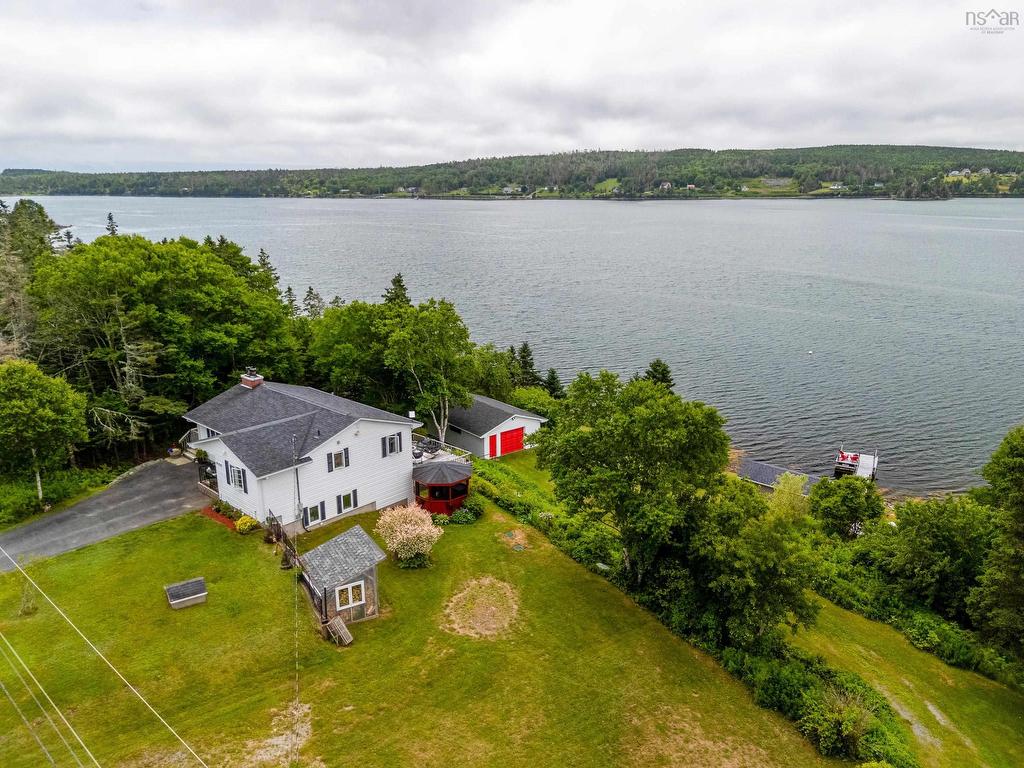 












14828 Highway 7

,
East Ship Harbour,




NS
B0J 3H0

