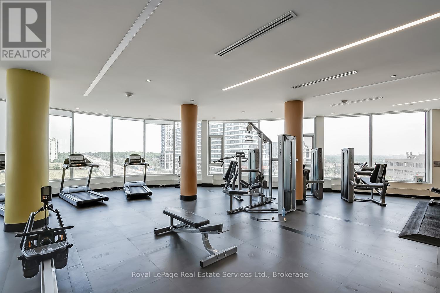 












1403 - 2520 EGLINTON AVENUE W

,
Mississauga (Erin Mills),




Ontario
L5M0Y4

