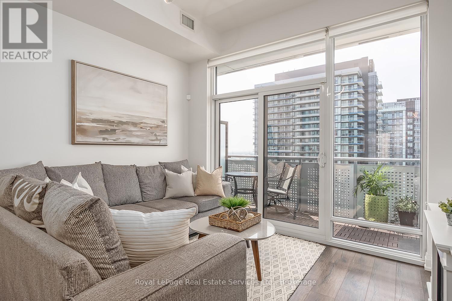 












1403 - 2520 EGLINTON AVENUE W

,
Mississauga (Erin Mills),




Ontario
L5M0Y4

