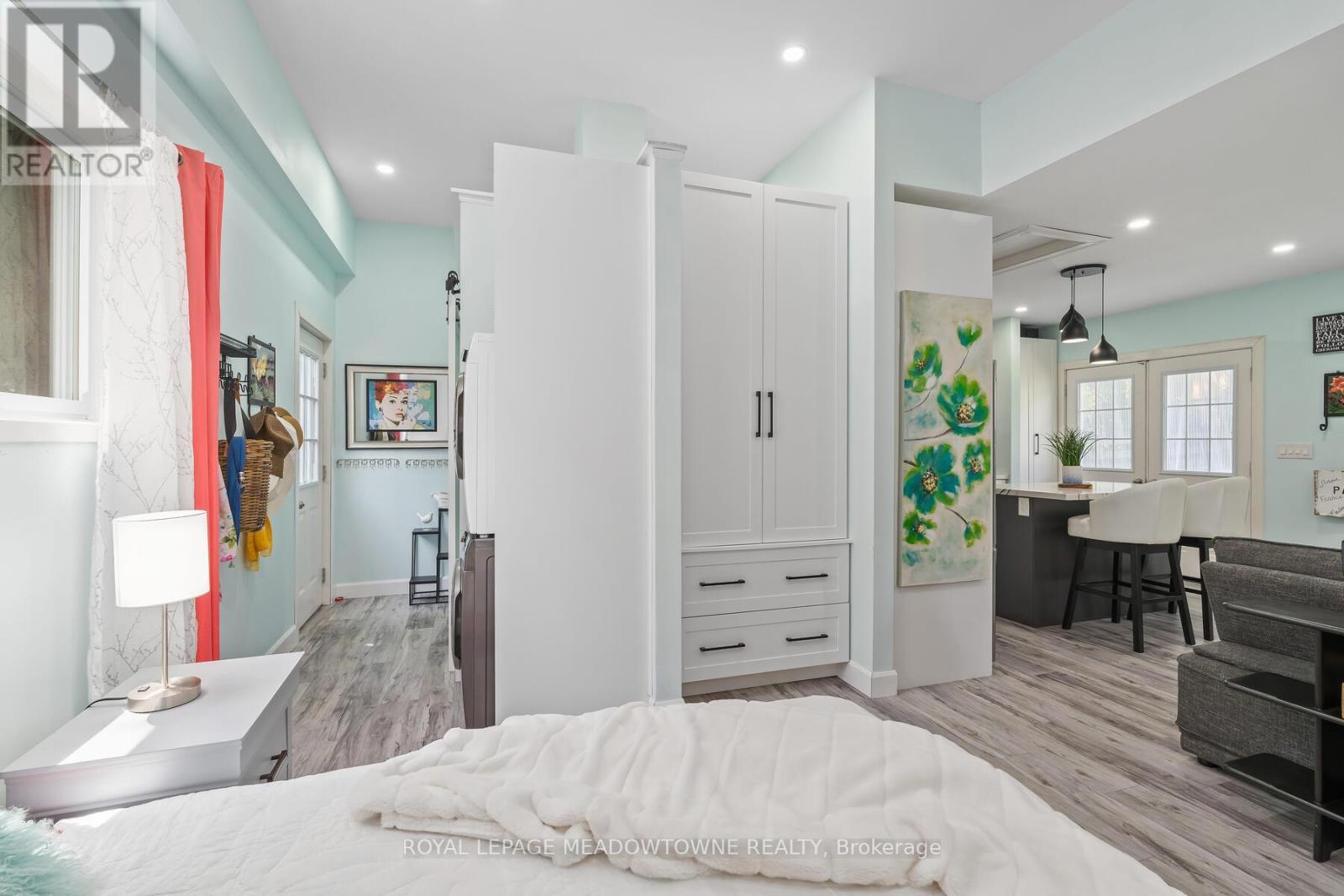 












1 ERINLEA CRESCENT

,
Erin,




Ontario
N0B1T0

