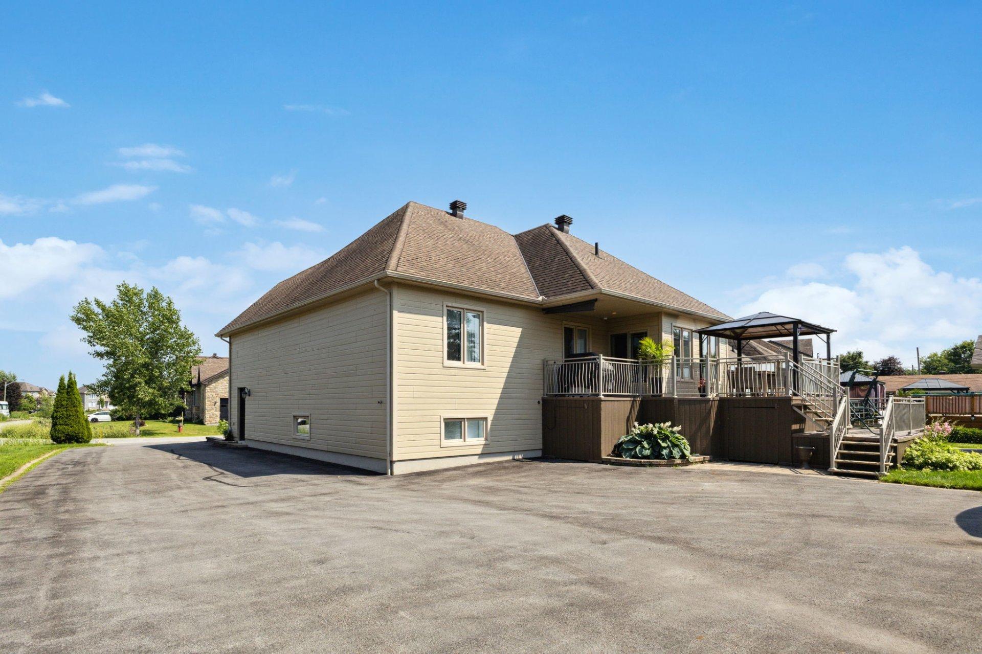 









69


Rue de Ste-Monique

,
Gatineau (Gatineau),




QC
J8R0C4

