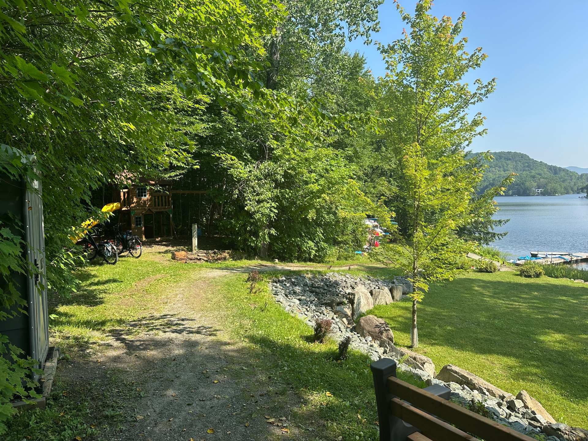 












Rue des Plaines

,
Austin,







QC
J0B1B0

