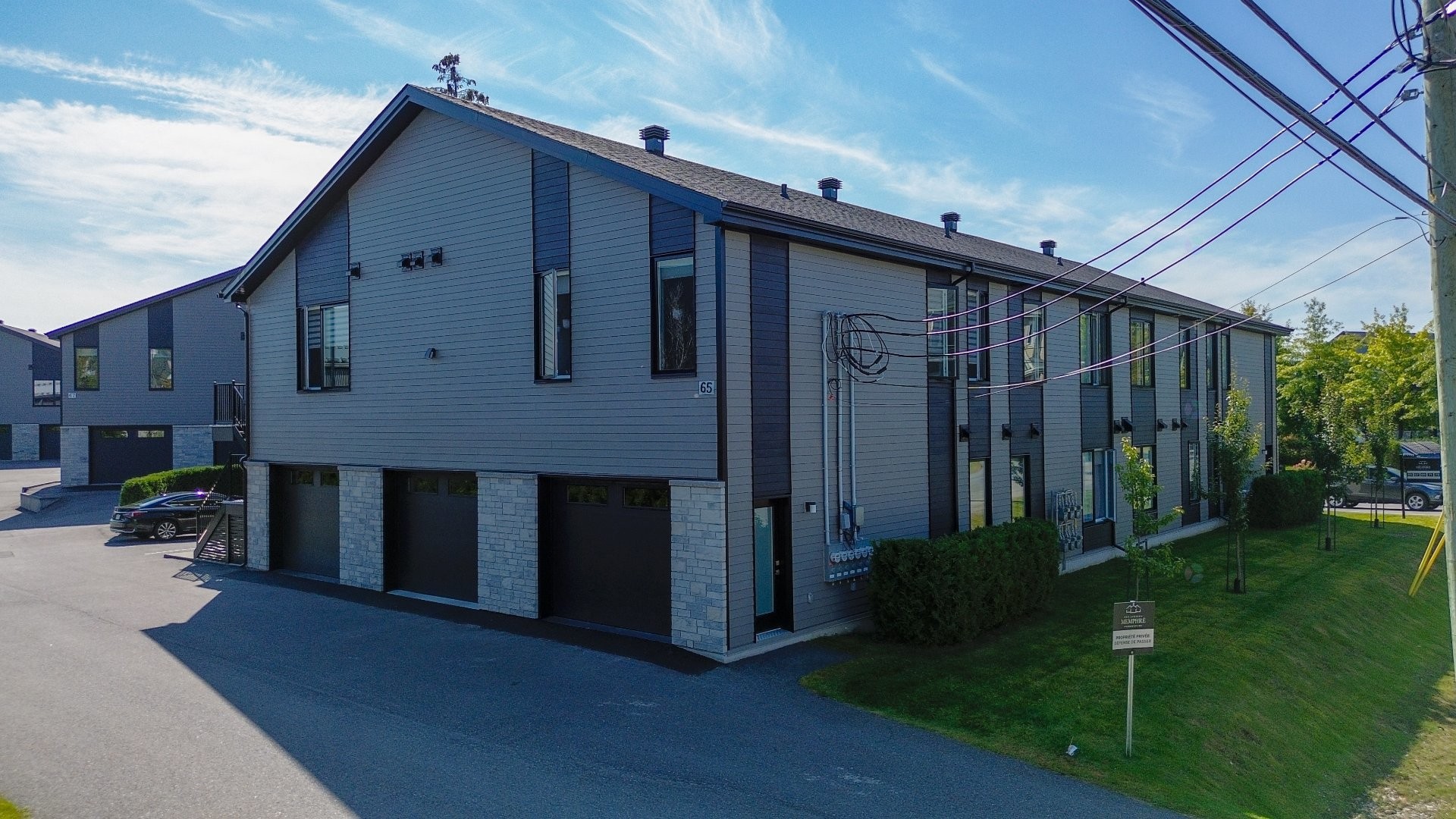 









65


Rue Desjardins

, 2,
Magog,




QC
J1X5X8

