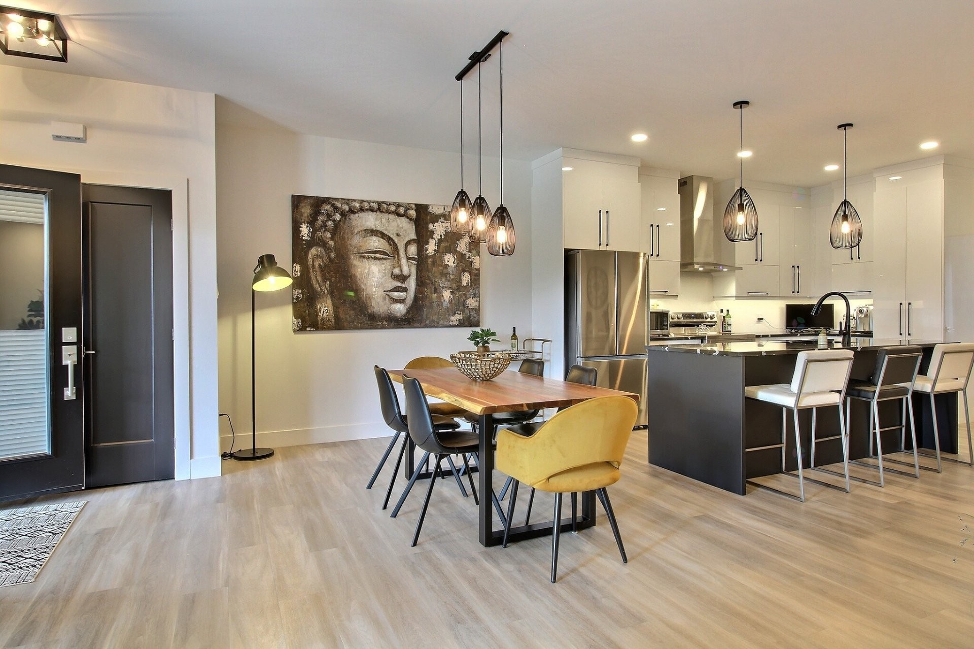 









65


Rue Desjardins

, 2,
Magog,




QC
J1X5X8

