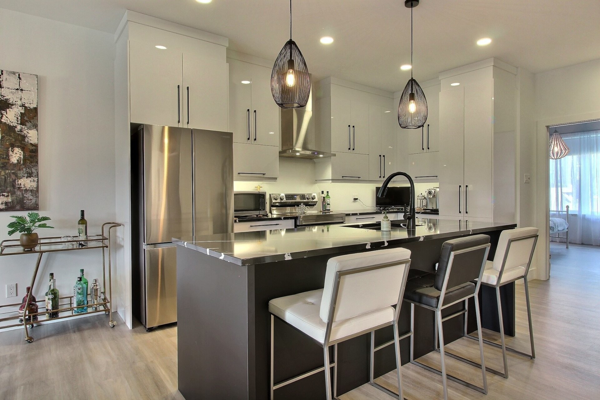 









65


Rue Desjardins

, 2,
Magog,




QC
J1X5X8

