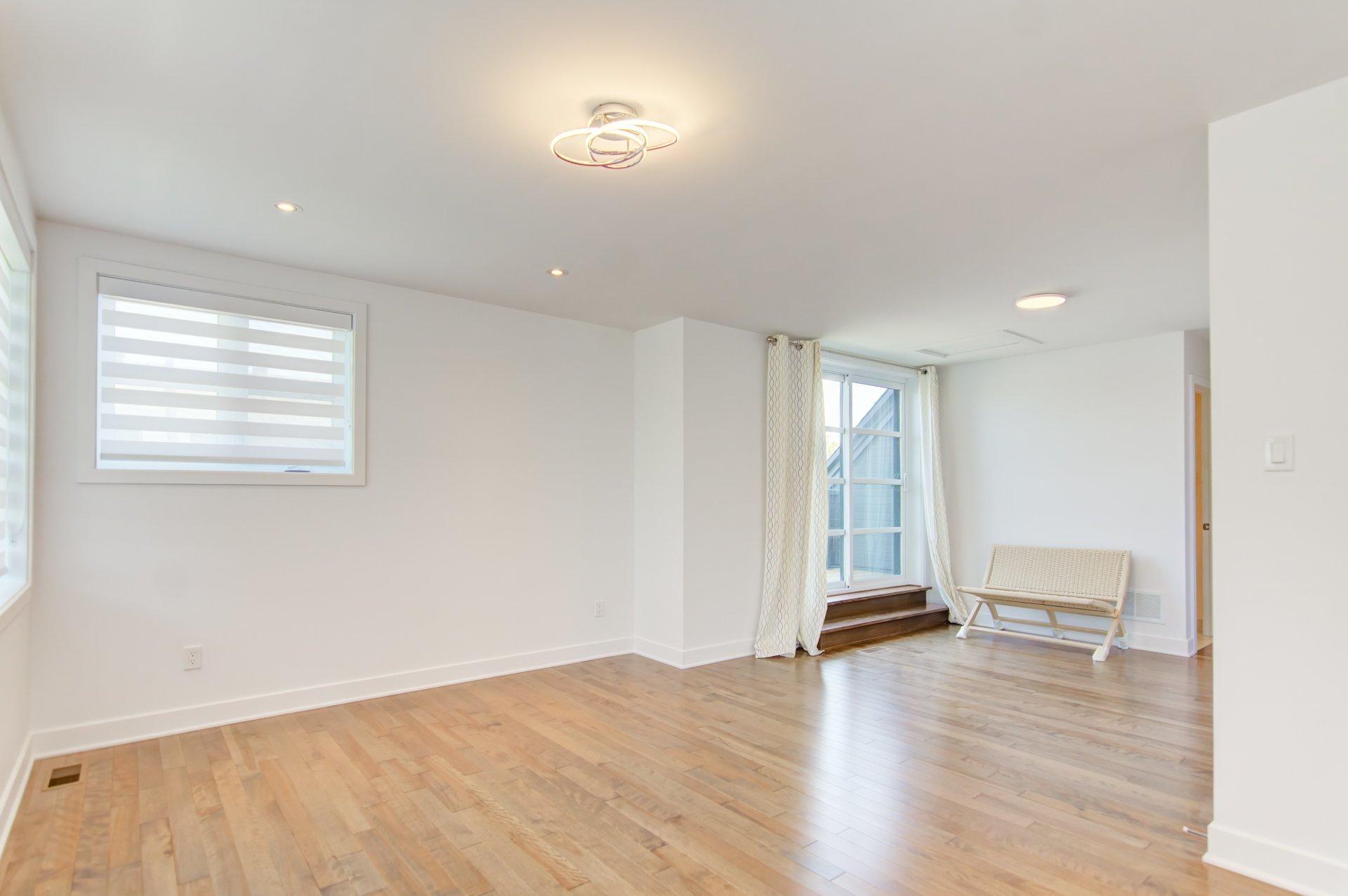 









501


Rue Frédéric-Back

,
Sainte-Anne-de-Bellevue,




QC
H9X0B6

