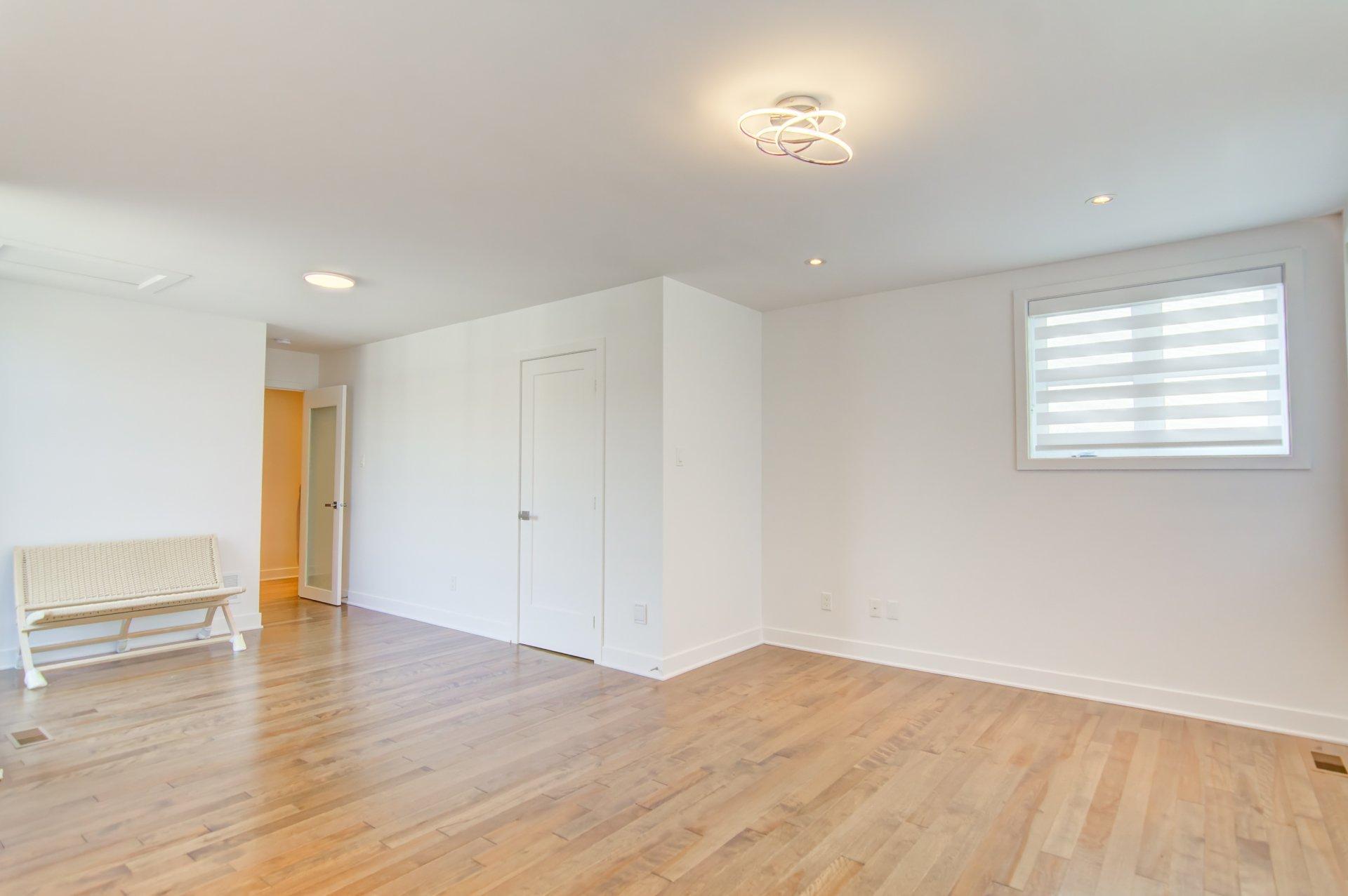 









501


Rue Frédéric-Back

,
Sainte-Anne-de-Bellevue,




QC
H9X0B6


