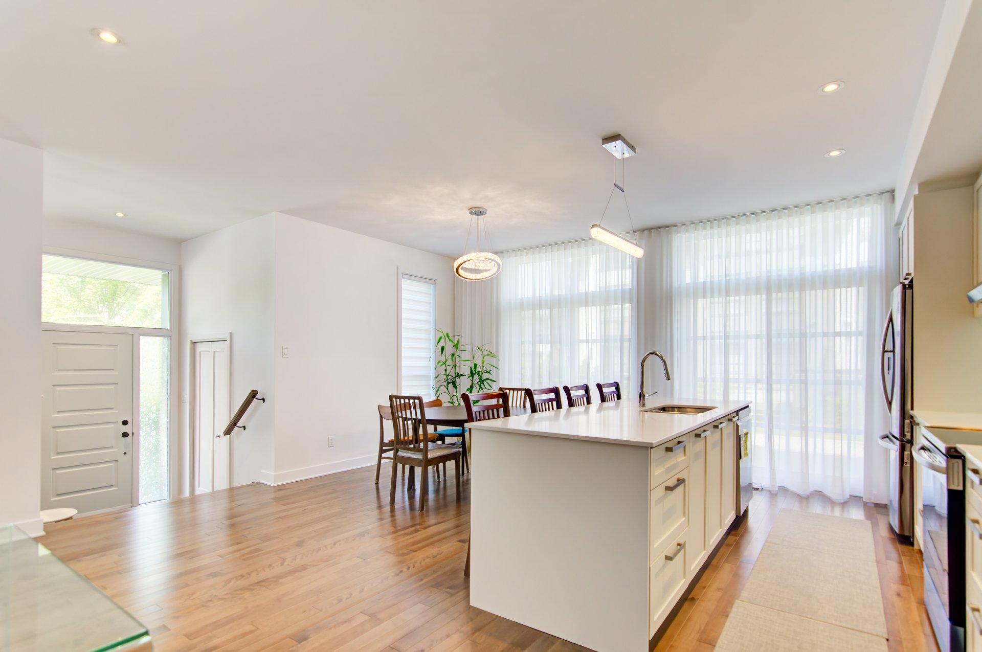 









501


Rue Frédéric-Back

,
Sainte-Anne-de-Bellevue,




QC
H9X0B6

