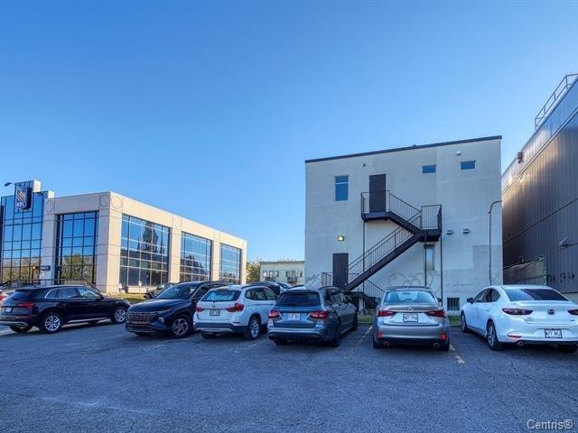 









434

 - 436


Boul. du Curé-Labelle

, 436,
Saint-Jérôme,




QC
J7L5L3

