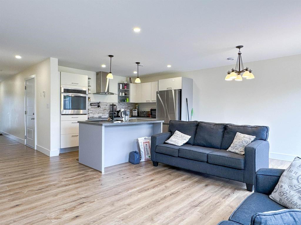 












14 Enderis Lane

,
West Royalty,




PE
C1E 3L5


