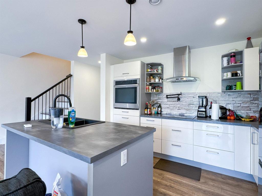 












14 Enderis Lane

,
West Royalty,




PE
C1E 3L5

