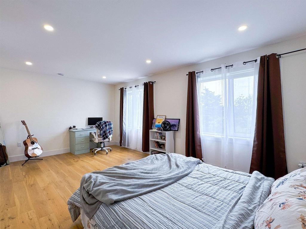 












14 Enderis Lane

,
West Royalty,




PE
C1E 3L5

