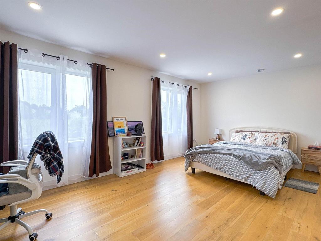 












14 Enderis Lane

,
West Royalty,




PE
C1E 3L5

