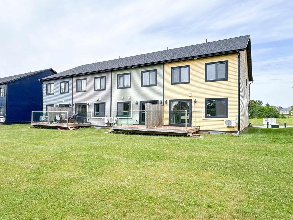 












14 Enderis Lane

,
West Royalty,




PE
C1E 3L5

