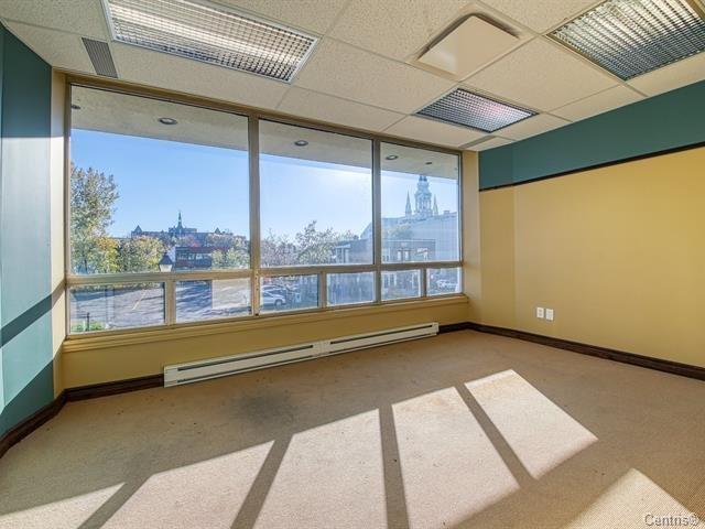 









434

 - 436


Boul. du Curé-Labelle

, 434,
Saint-Jérôme,




QC
J7L5L3

