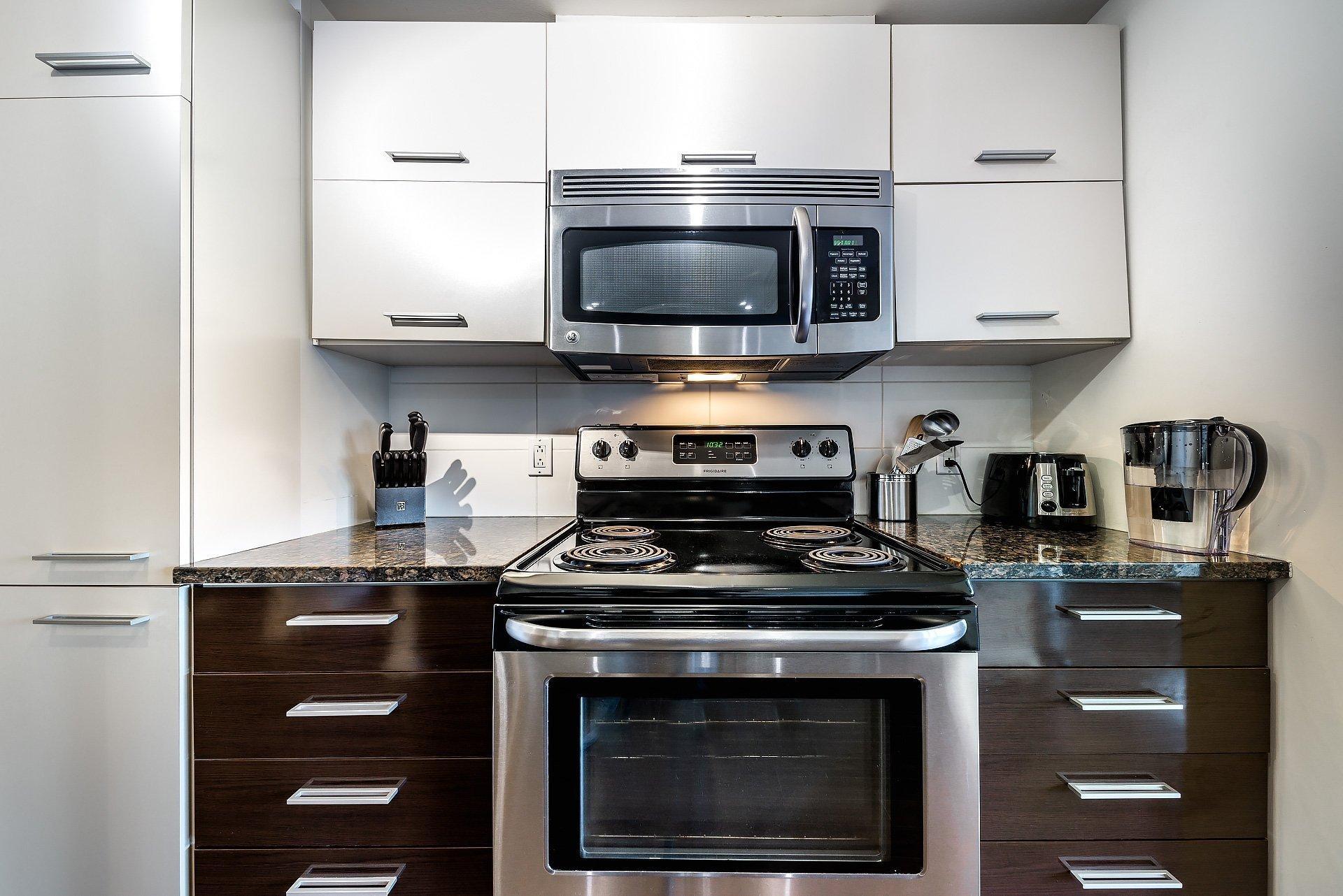 









4850


Ch. de la Côte-St-Luc

, 60,
Montréal (Côte-des-Neiges/Notre-Dame-de-Grâce),




QC
H3W2H2

