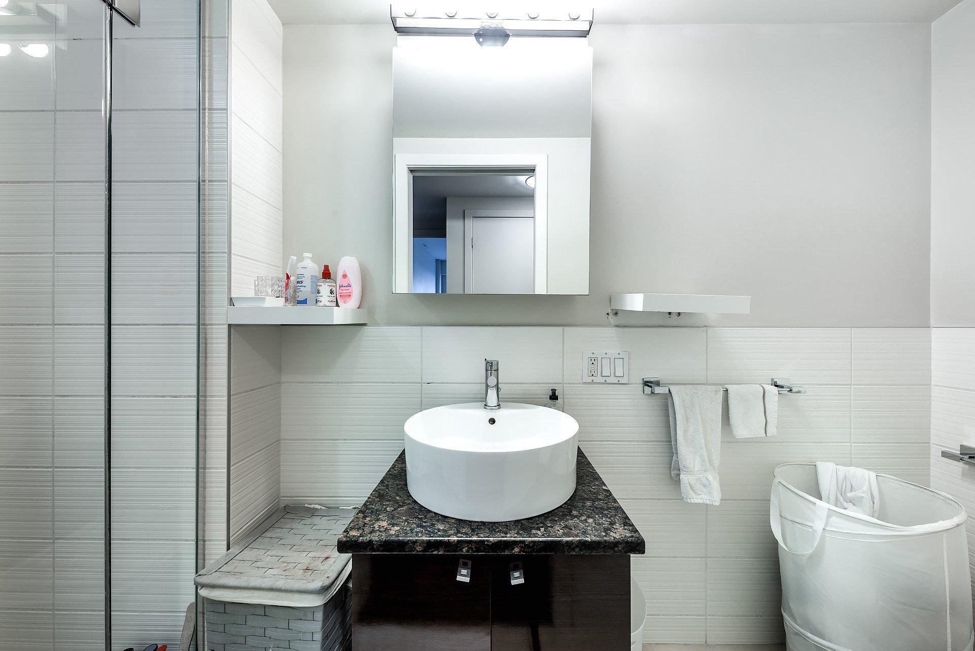 









4850


Ch. de la Côte-St-Luc

, 60,
Montréal (Côte-des-Neiges/Notre-Dame-de-Grâce),




QC
H3W2H2

