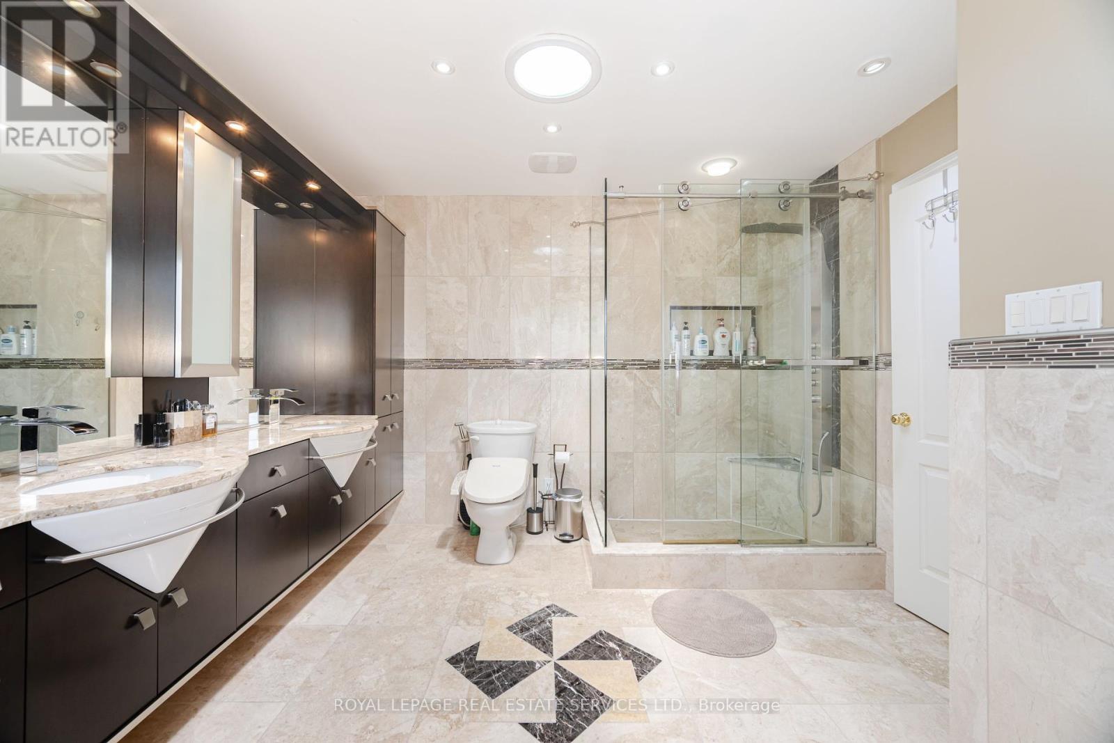 












3809 CANDLELIGHT DRIVE

,
Mississauga,




Ontario
L5M8A8

