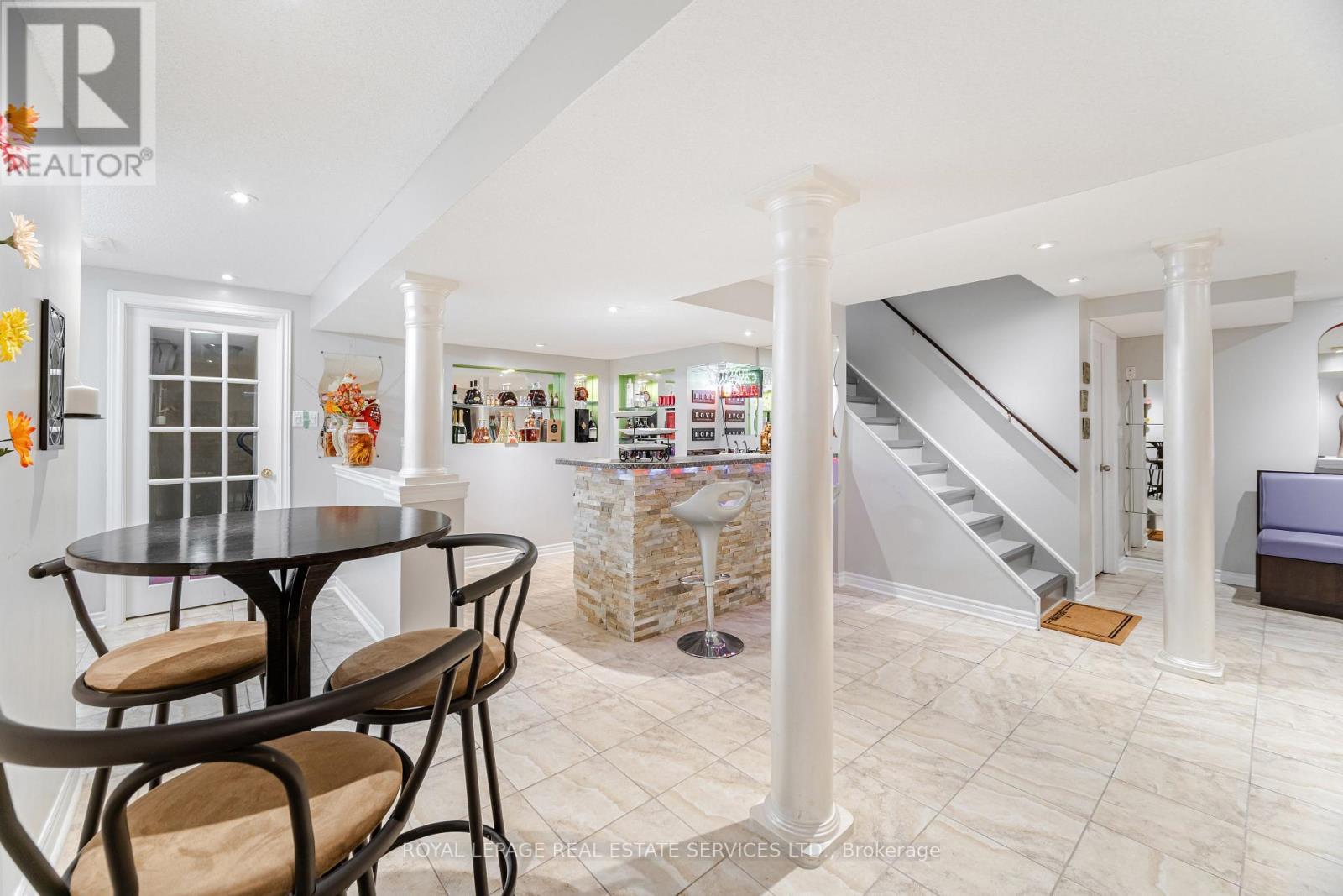 












3809 CANDLELIGHT DRIVE

,
Mississauga,




Ontario
L5M8A8

